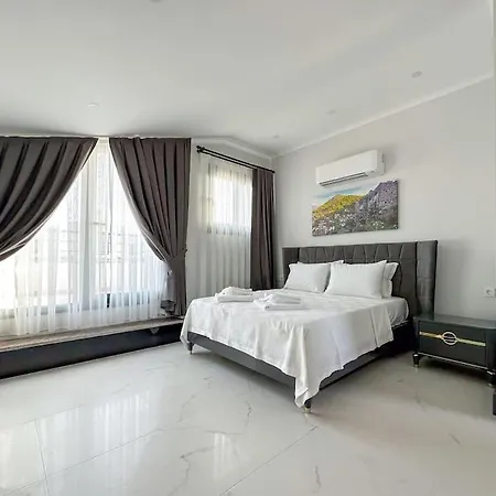 8 Kisilik, Ozel Havuzlu, Luks - Awz 317 * Fethiye